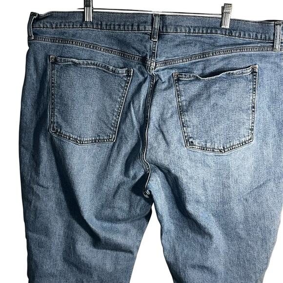 Old Navy Mid Rise Boyfriend Jeans Women’s Size 18 Kacee Wash Raw Hem Stretch - Picture 4 of 8